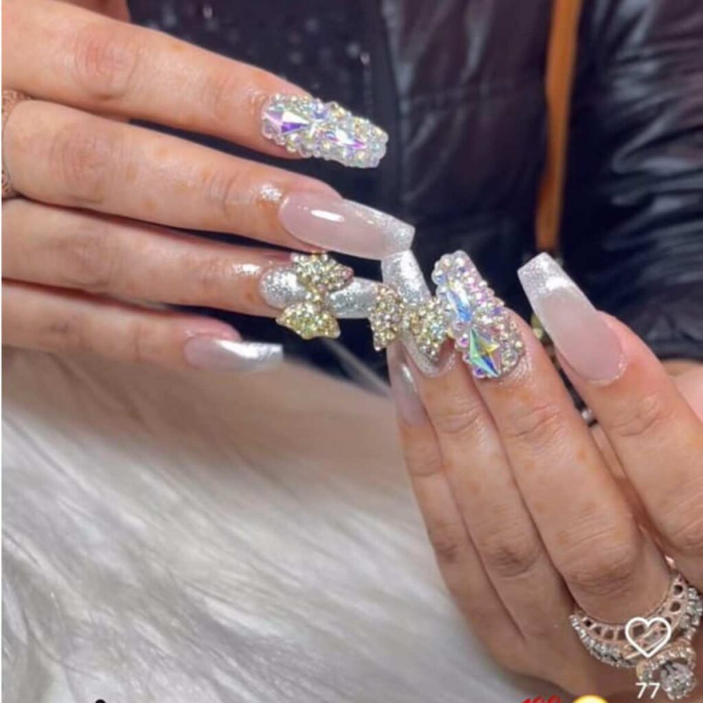 Bow-with Nail art with bow